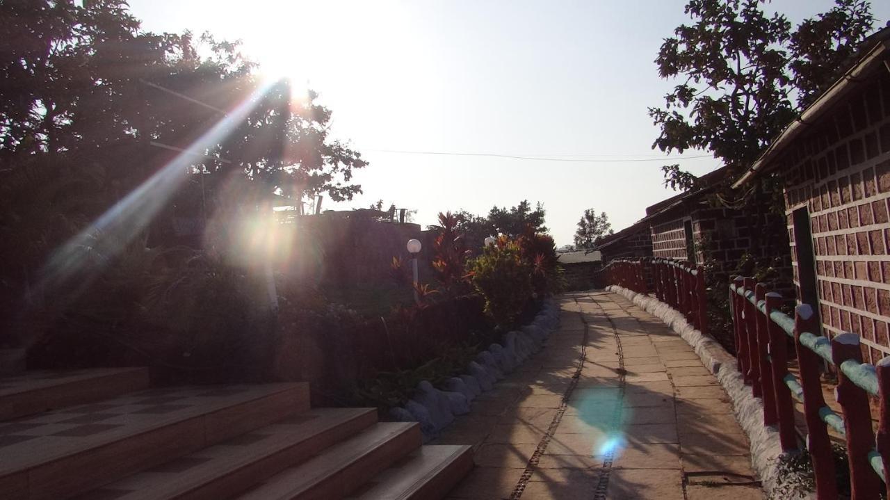 Exotic Valley Otel Mahābaleshwar Dış mekan fotoğraf
